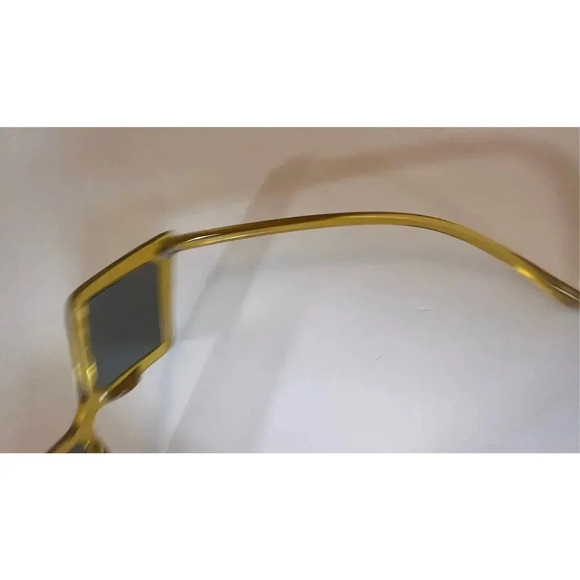 Women Modern Fashion Geometric Diamond Shape Pointy Yellow Sunglasses - Picture 6 of 8